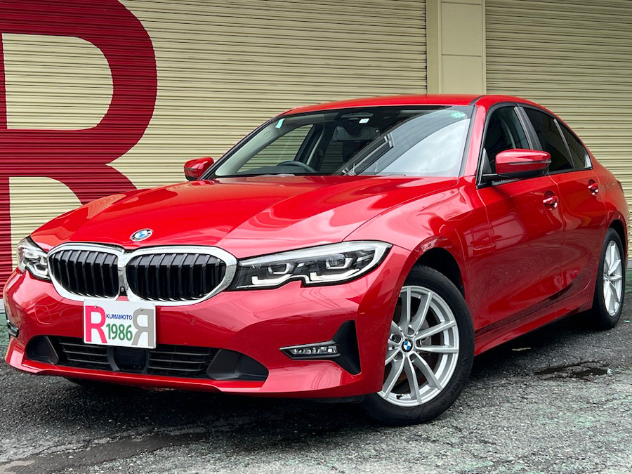 BMW320i
